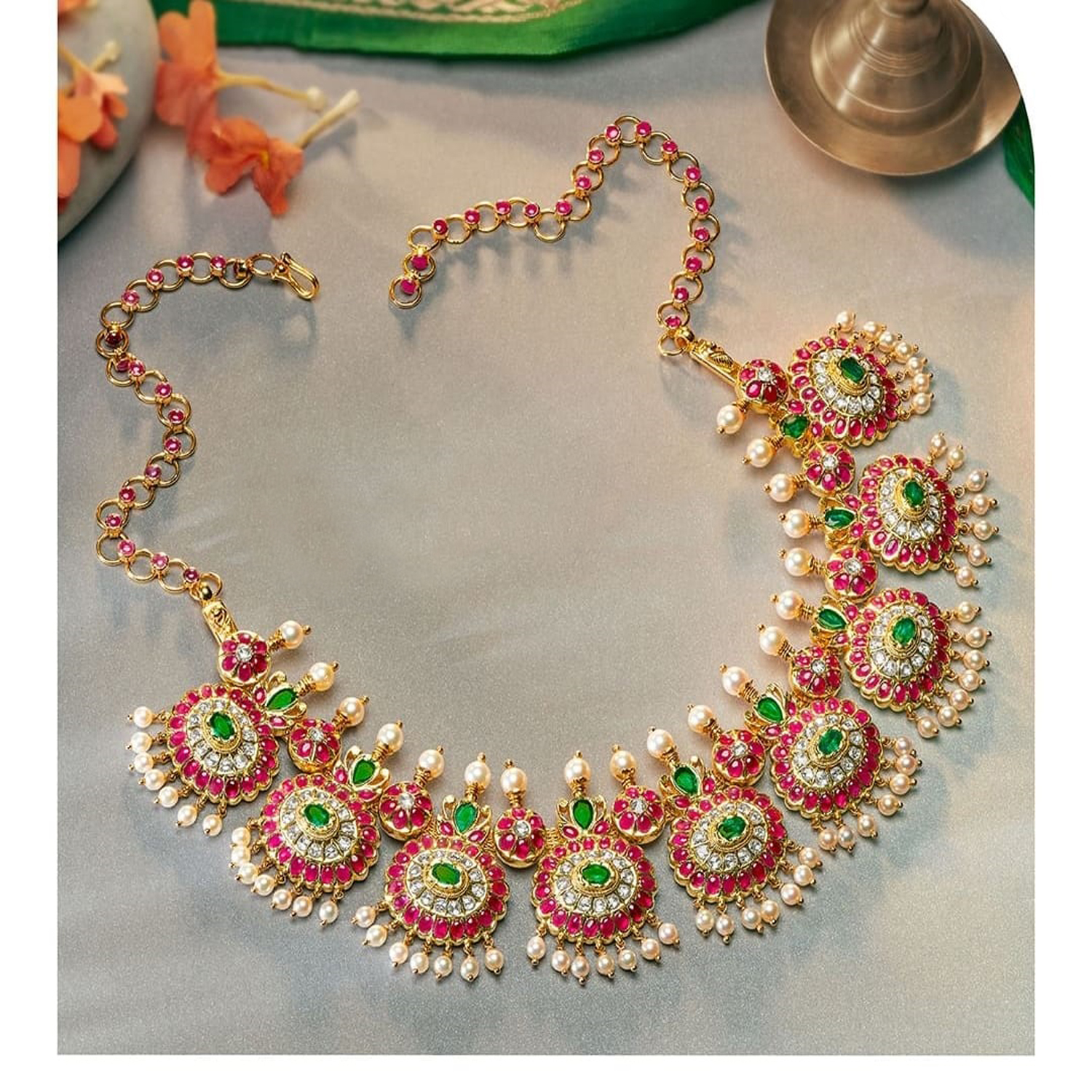 Abharan Jewellers The Original Abharan Gold Jewellery Diamond Silver Jewellery Shop Online